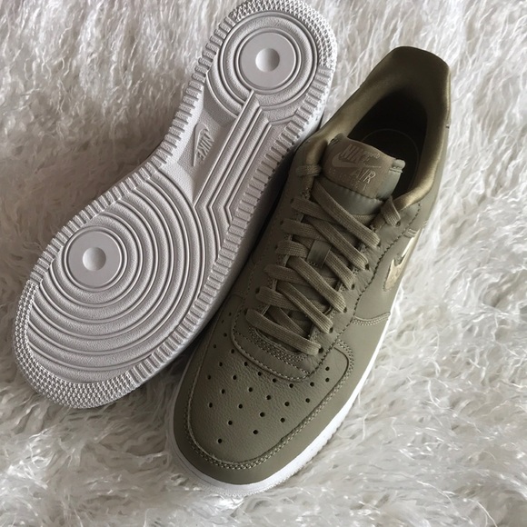 NWT Nike Air Force 1 Premium LX - Picture 8 of 8